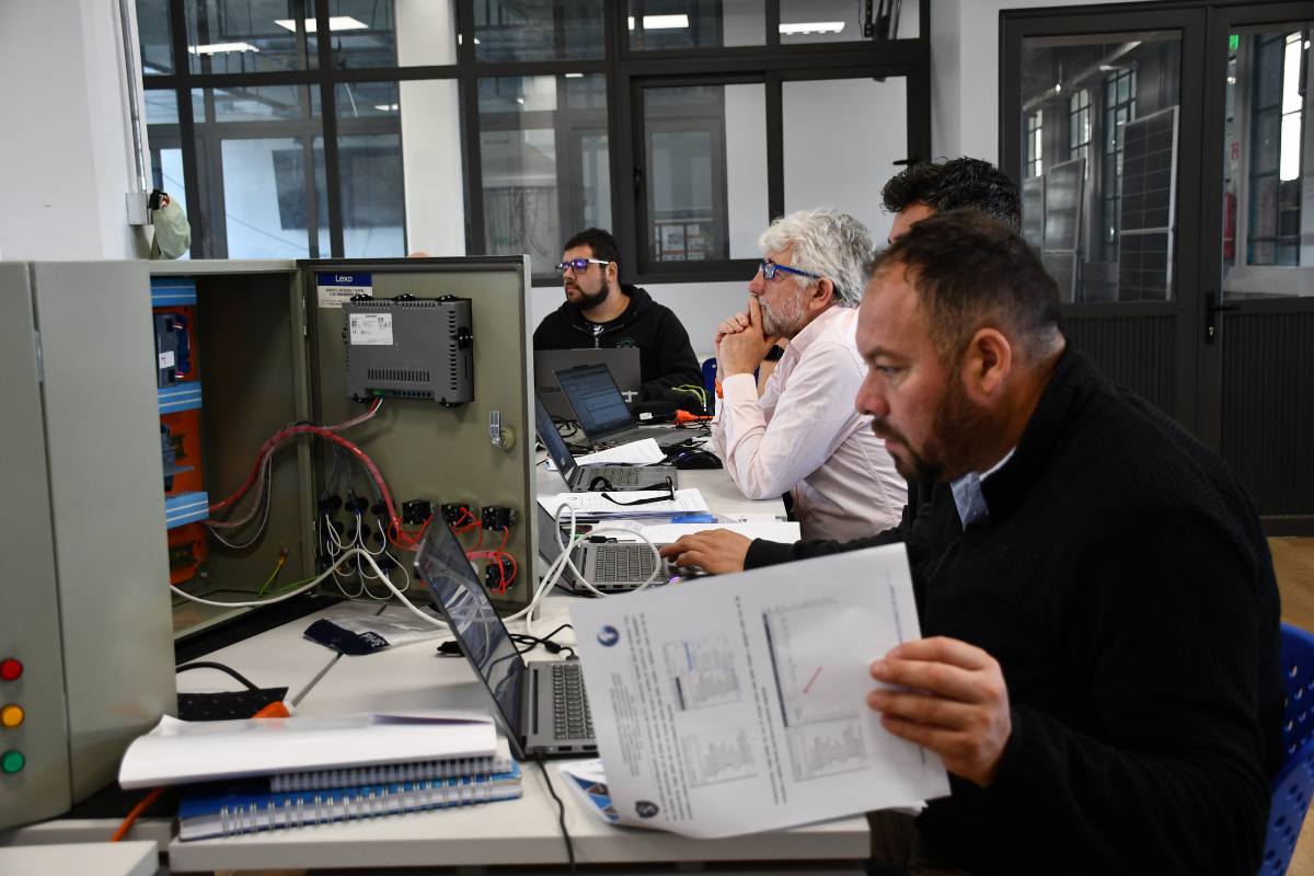 CEST inició capacitación para docentes de Red Futuro Técnico